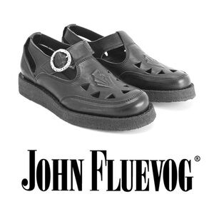 EUC - John Fluevog Driven Algoma Black Fisherman Sandal w/ Crepe - Women’s Sz 7